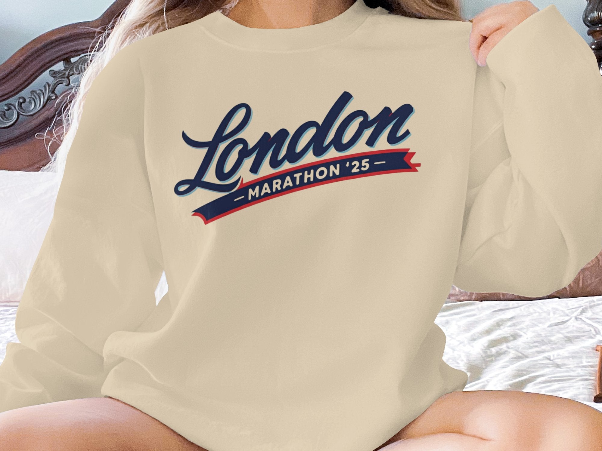 london marathon 25 light yellow sweatshirt crewneck